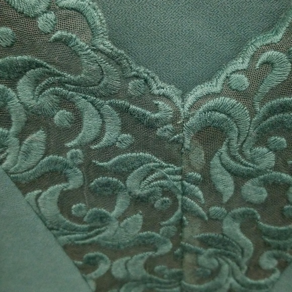 New GREEN LACE chiffon spaghetti strap tank top - Picture 4 of 5